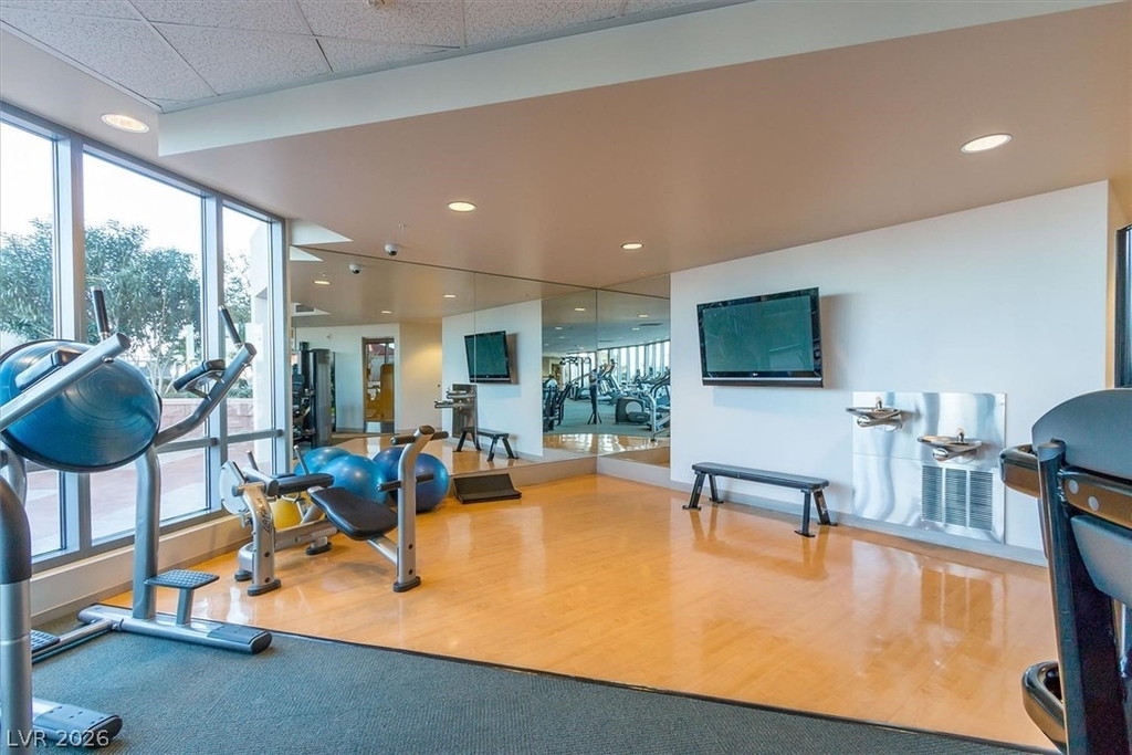 200 W Sahara Avenue - Photo 19
