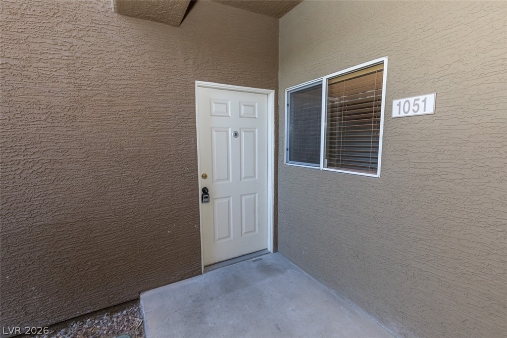 8070 W Russell Road - Photo 2