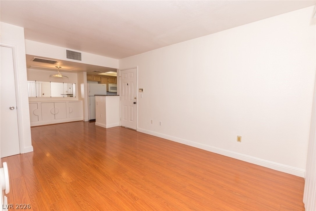 8070 W Russell Road - Photo 7
