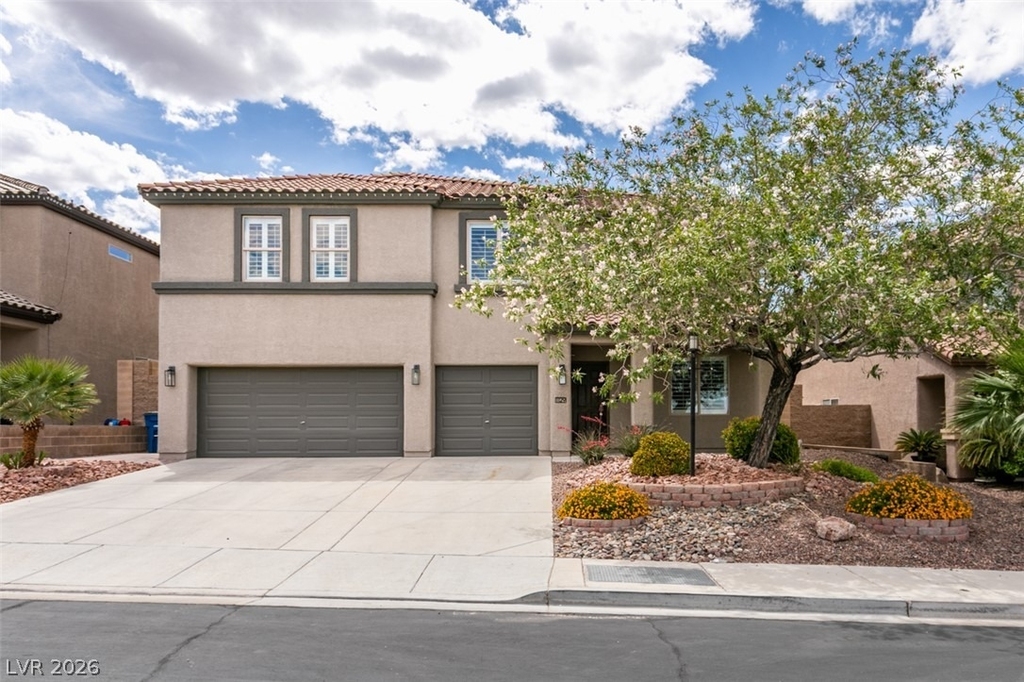 1129 Emanuel Street - Photo 0