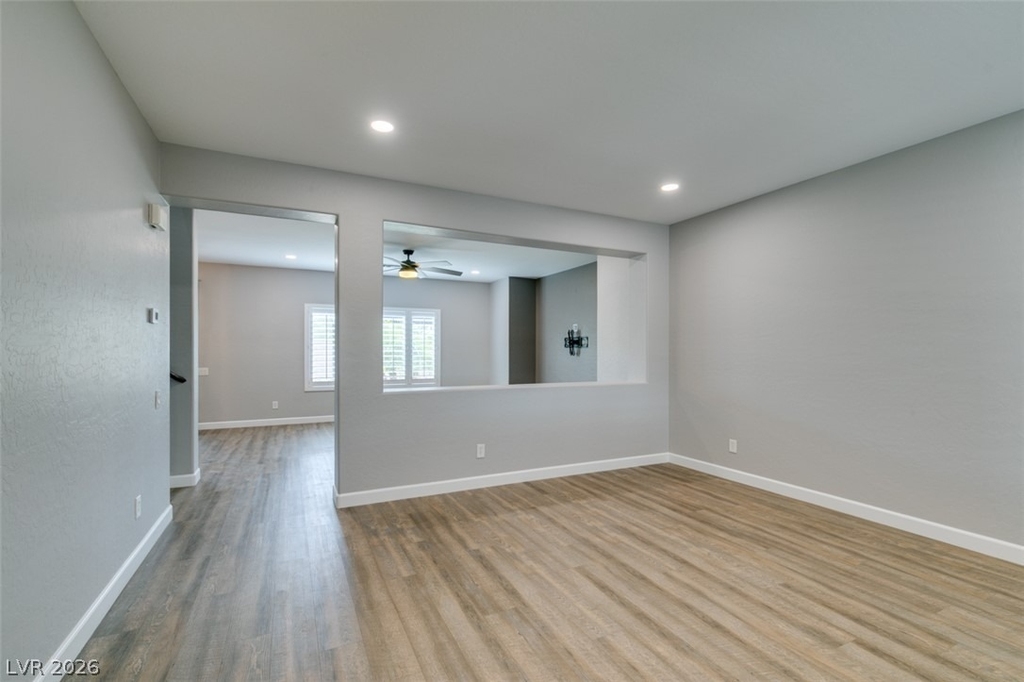 1129 Emanuel Street - Photo 3