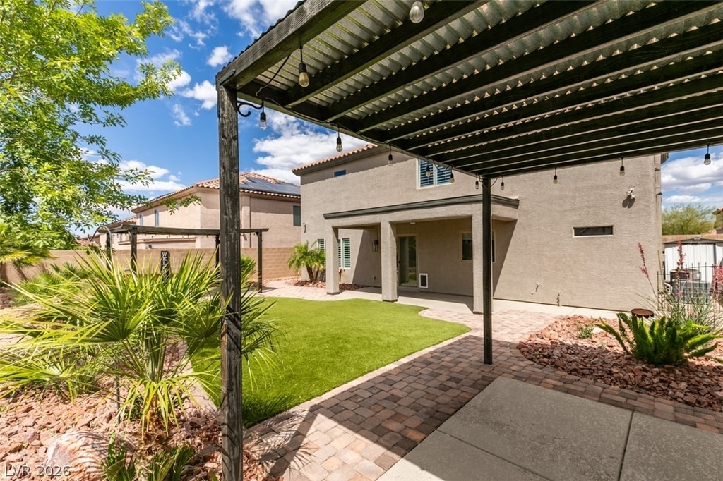 1129 Emanuel Street - Photo 1