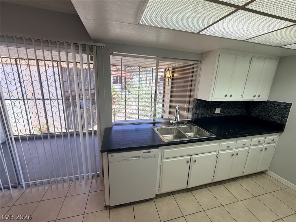 1405 Vegas Valley Drive - Photo 10