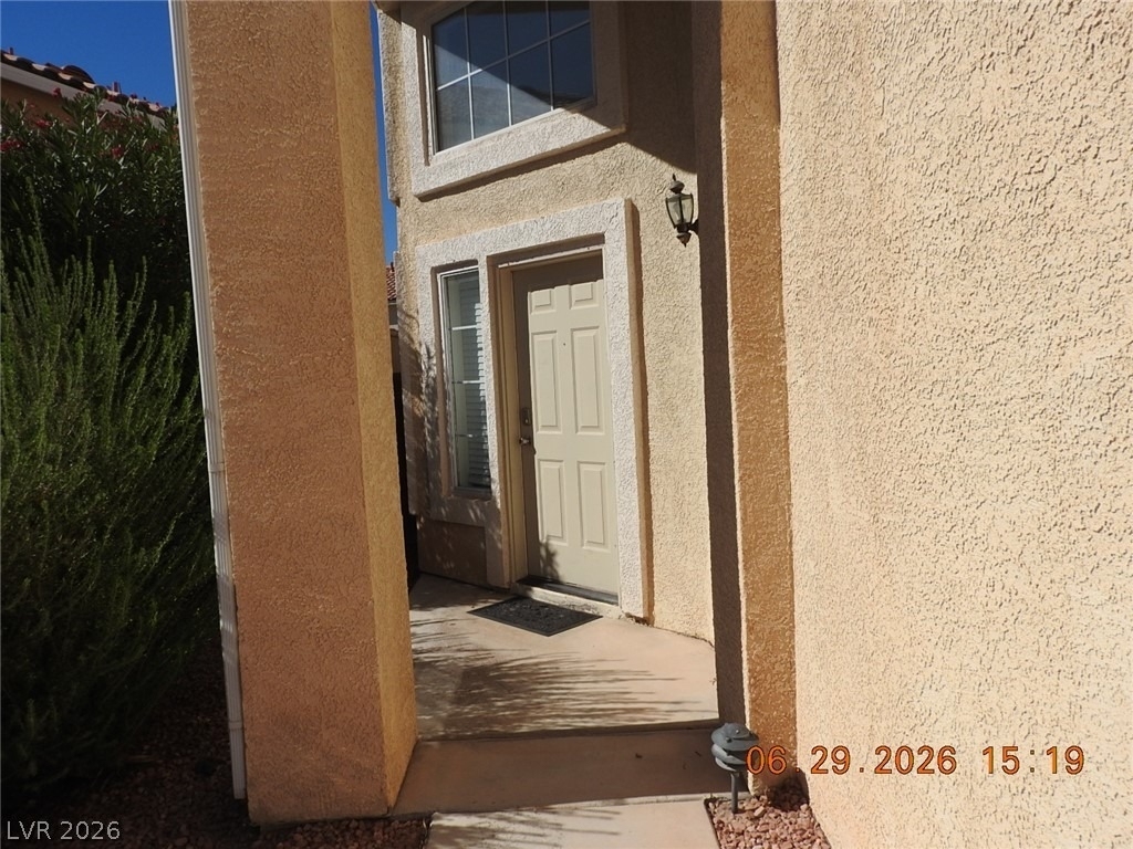 742 Endicott Court - Photo 2