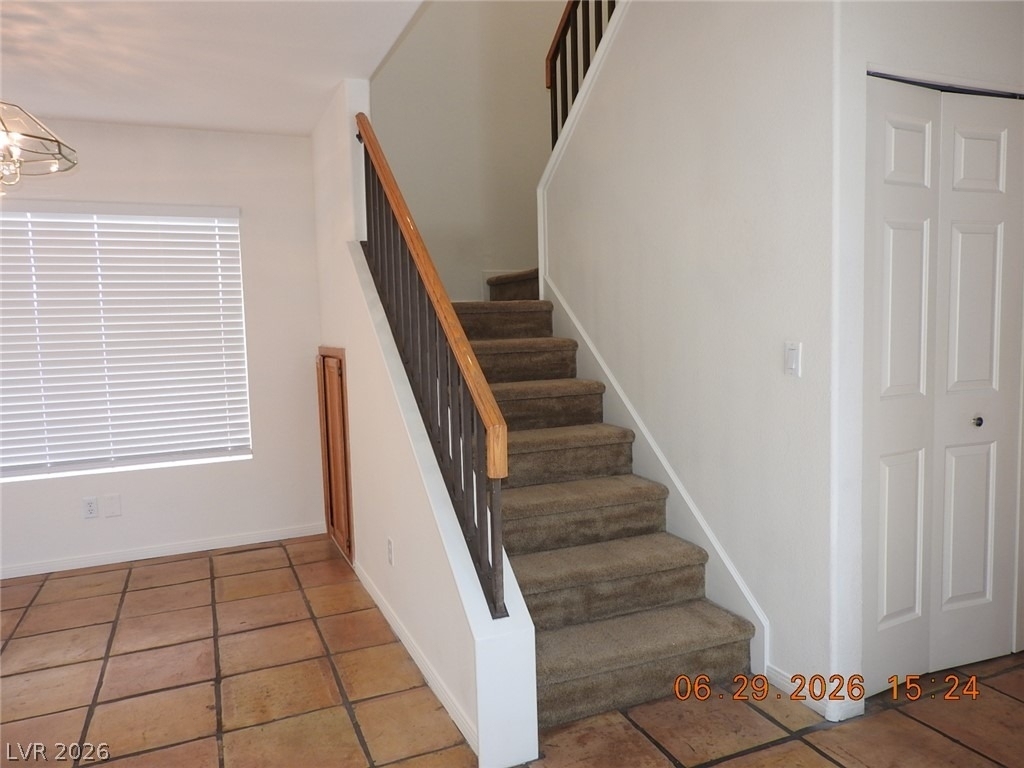 742 Endicott Court - Photo 17