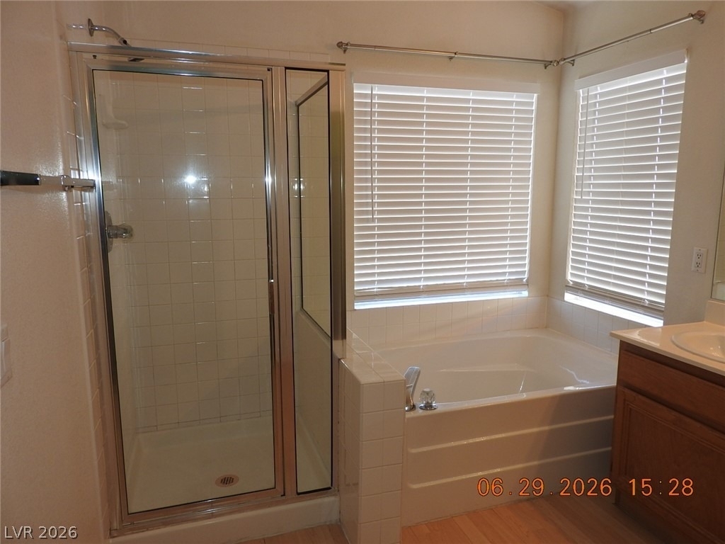 742 Endicott Court - Photo 27