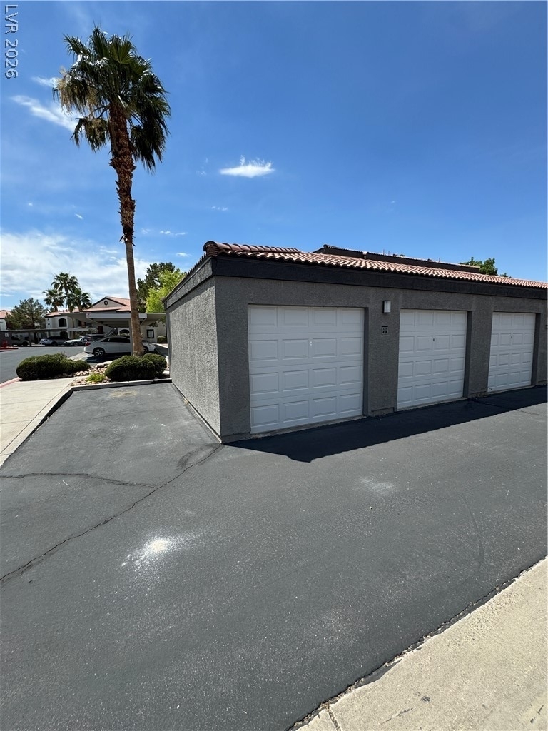 950 Seven Hills Drive - Photo 21