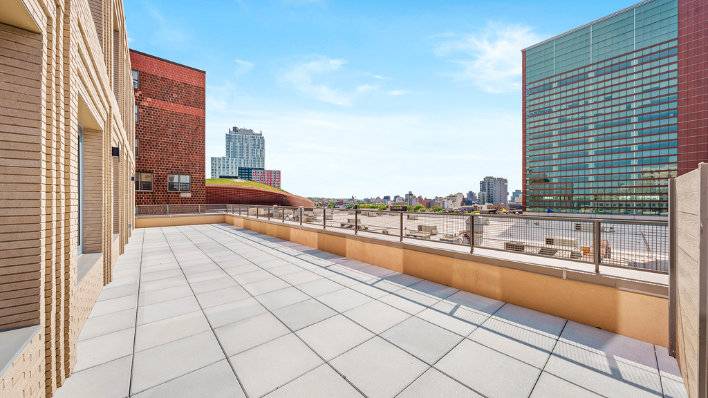 151 S Elliott Pl - Photo 4