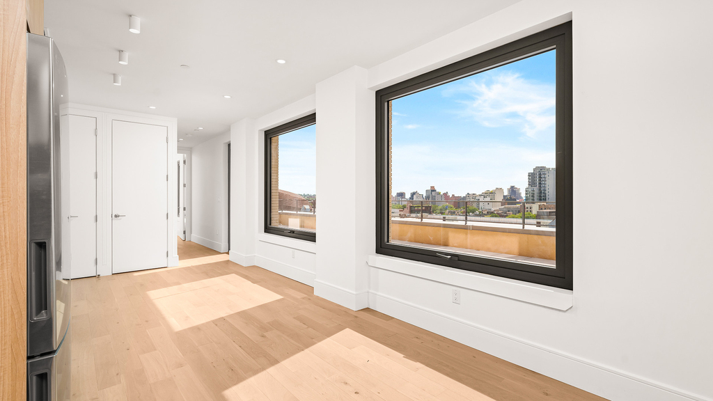151 S Elliott Pl - Photo 2