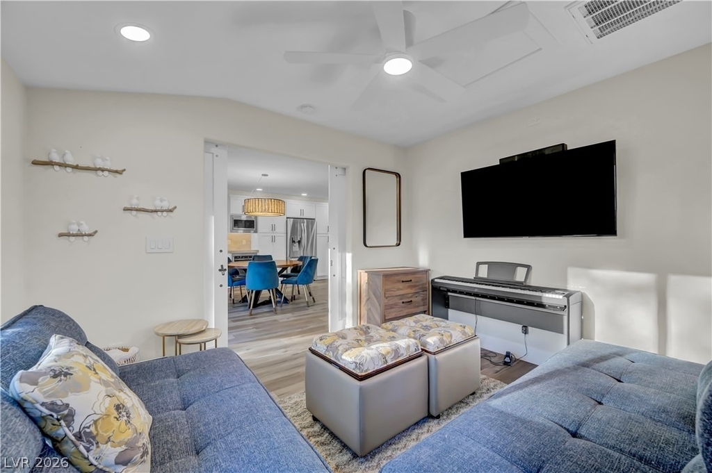 1413 Premier Court - Photo 33