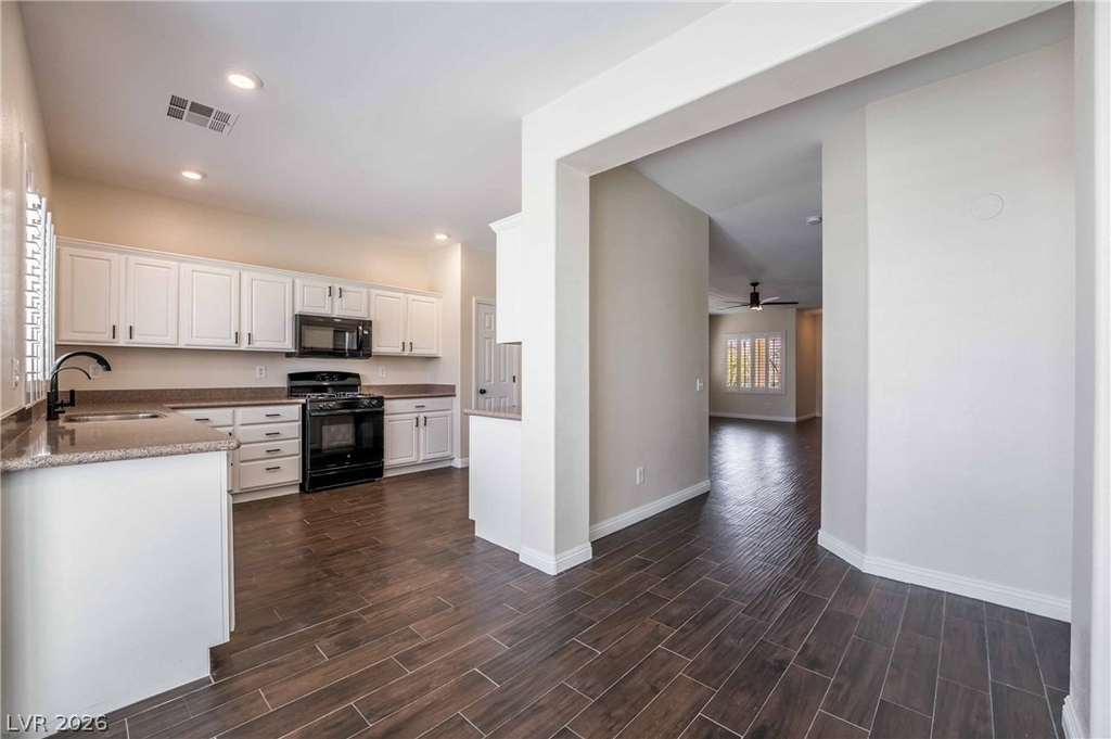 3230 Orange Sun Street - Photo 8