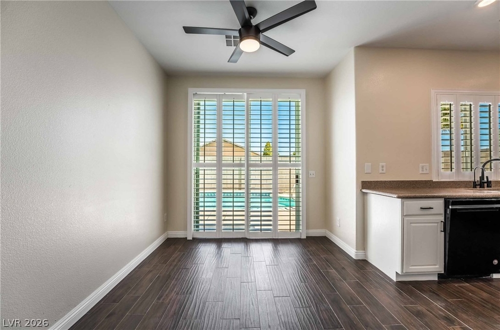 3230 Orange Sun Street - Photo 7