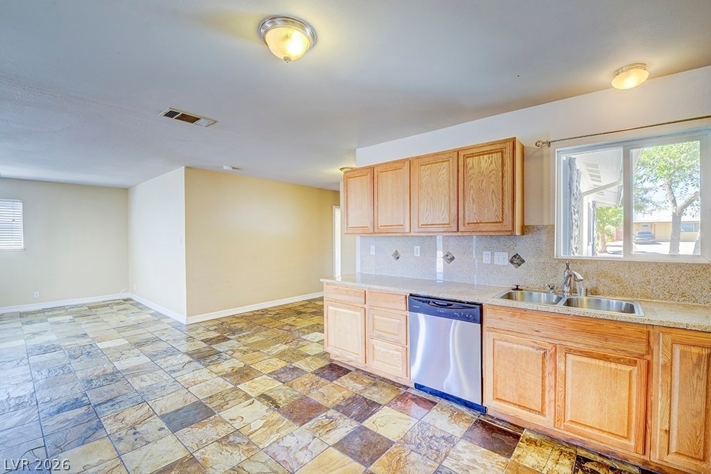 3990 Syracuse Drive - Photo 19