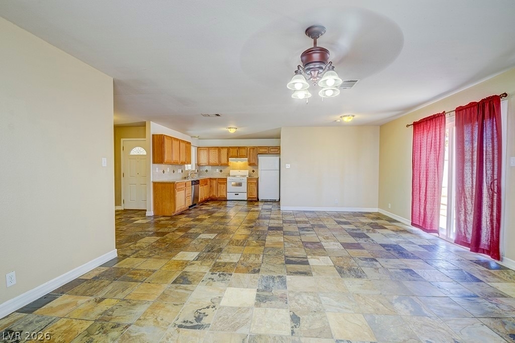 3990 Syracuse Drive - Photo 14