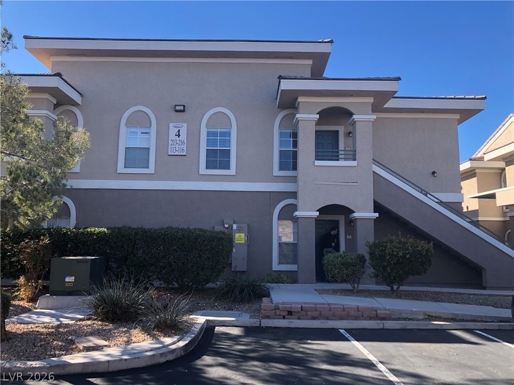 9330 Maule Avenue - Photo 0