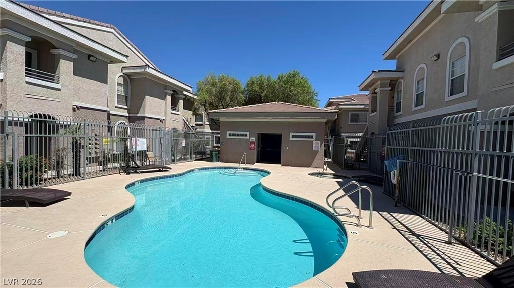 9330 Maule Avenue - Photo 15