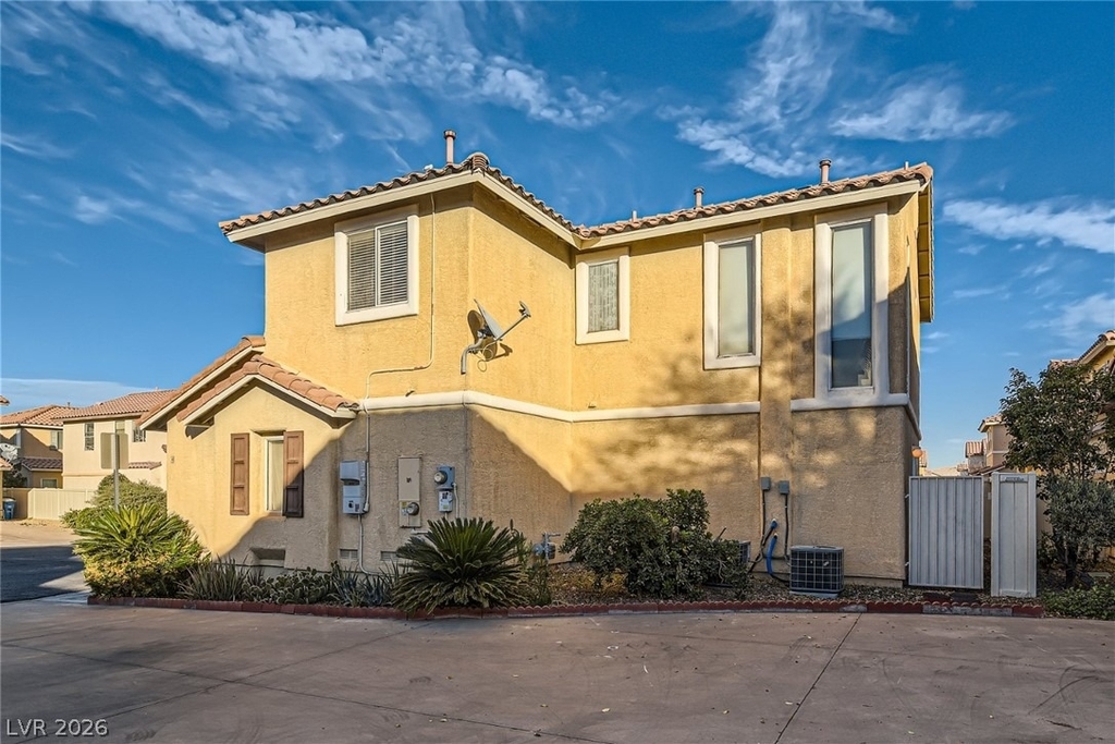 9379 Malaya Garnet Court - Photo 27
