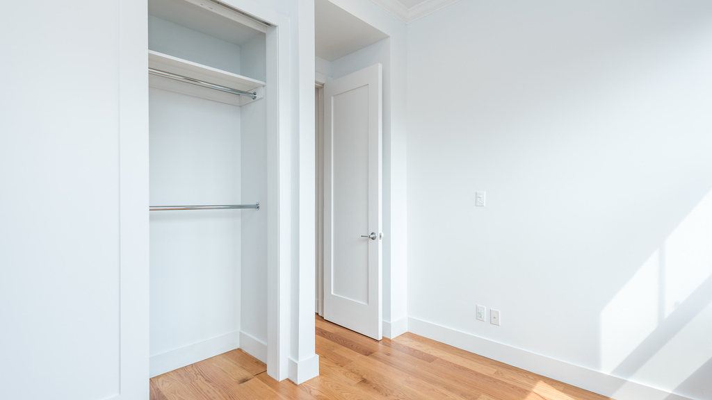 260 Washington Ave - Photo 14