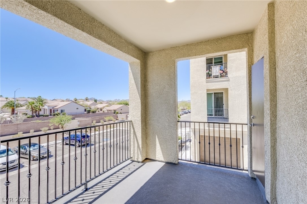 2555 Hampton Road - Photo 3