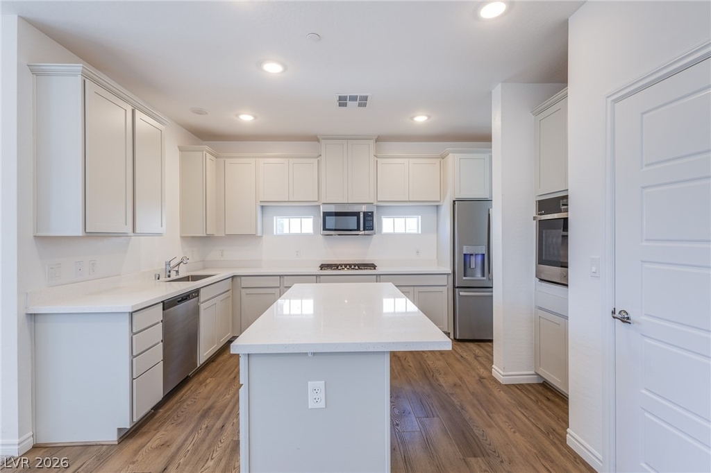 2555 Hampton Road - Photo 9