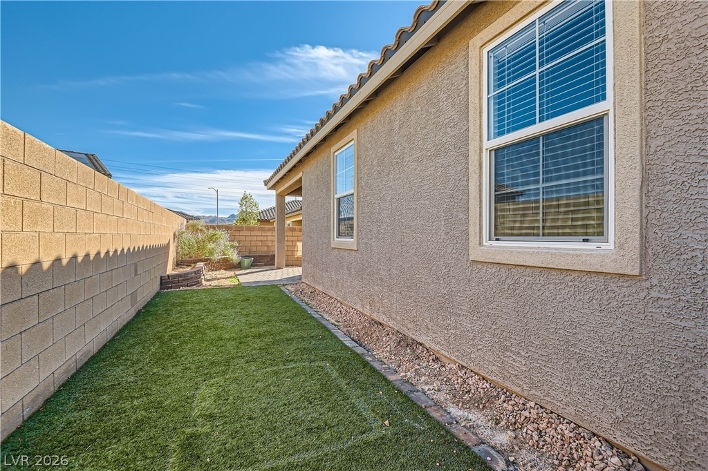 974 Spiracle Avenue - Photo 27