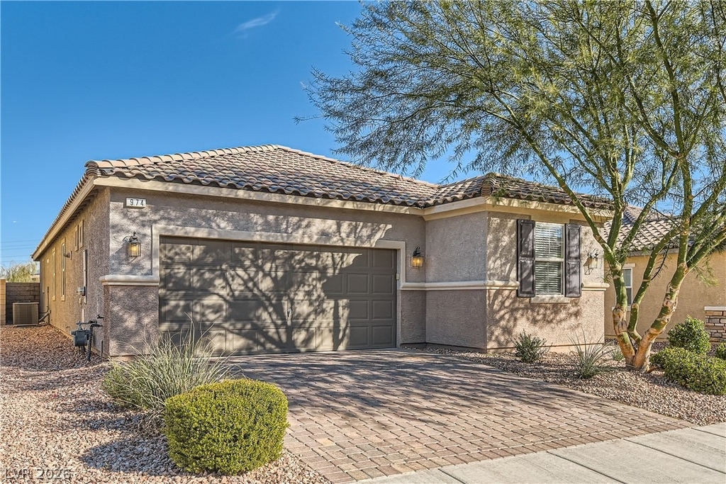 974 Spiracle Avenue - Photo 1