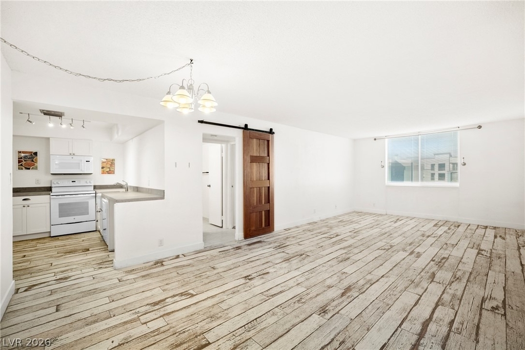 3930 University Center Drive - Photo 2