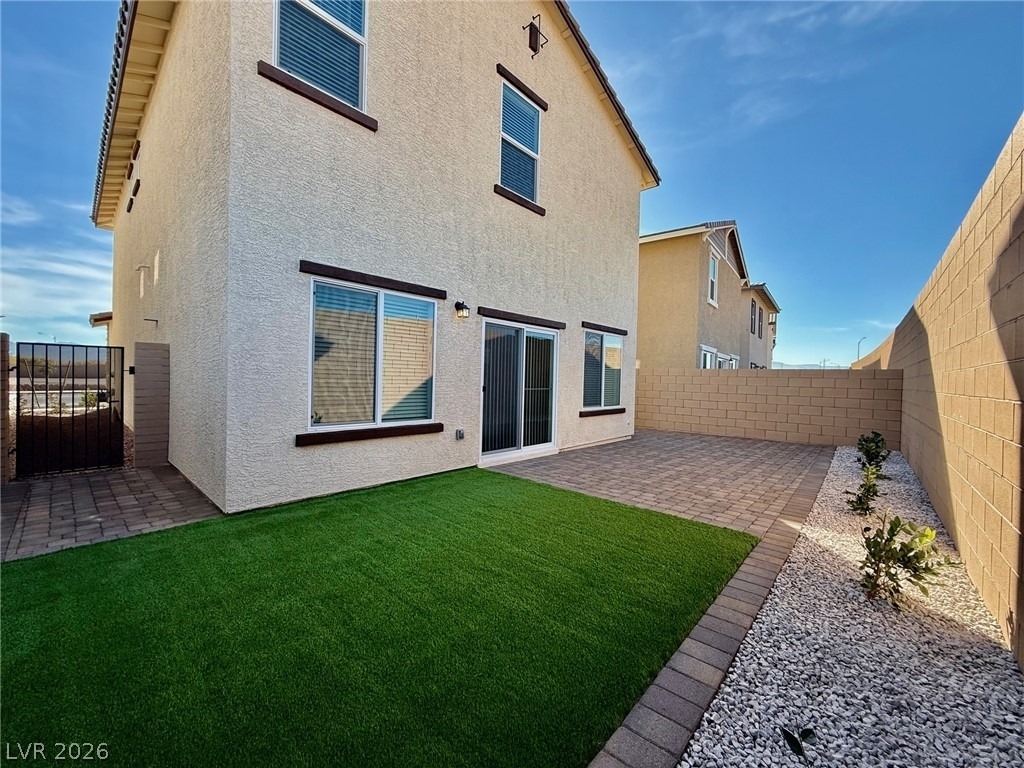 1085 Gentle Swan Street - Photo 18