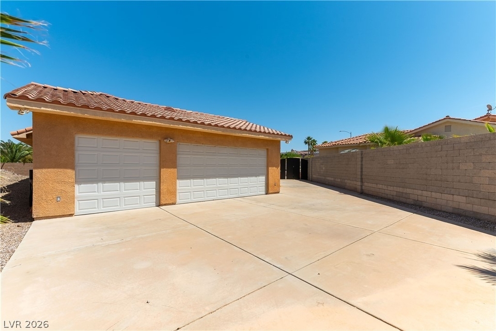 1116 Whistle Court - Photo 2