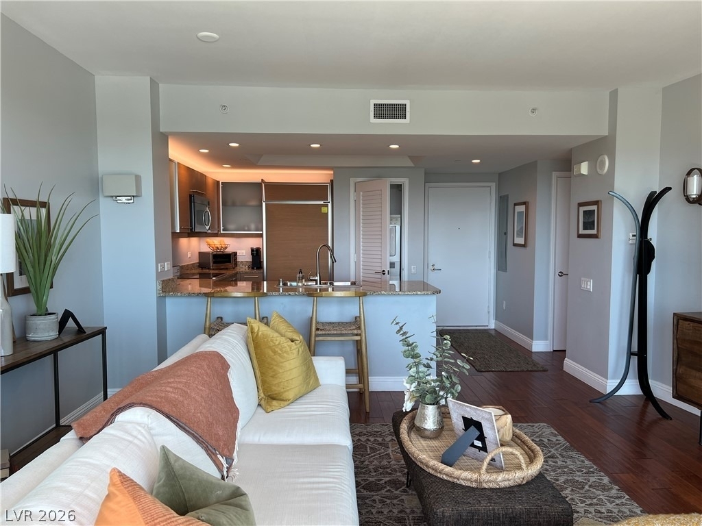 322 Karen Avenue - Photo 9