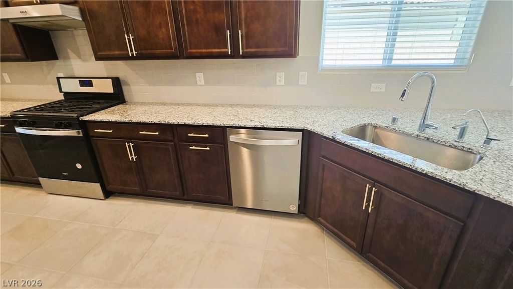5912 Bruselas Street - Photo 10