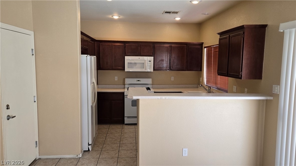 1154 Maple Pines Avenue - Photo 5