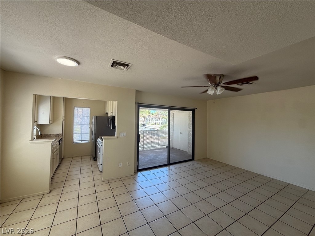 4848 Nara Vista Way - Photo 2