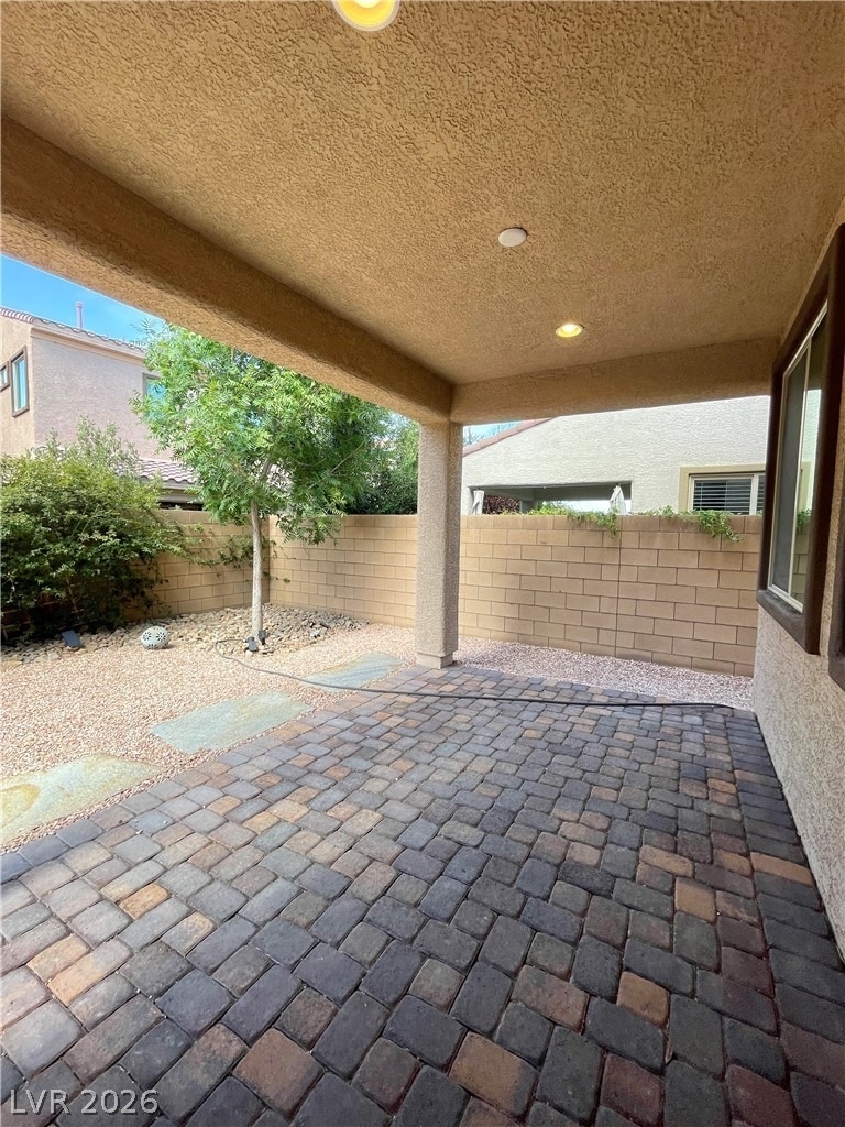9702 Canyon Landing Avenue - Photo 43