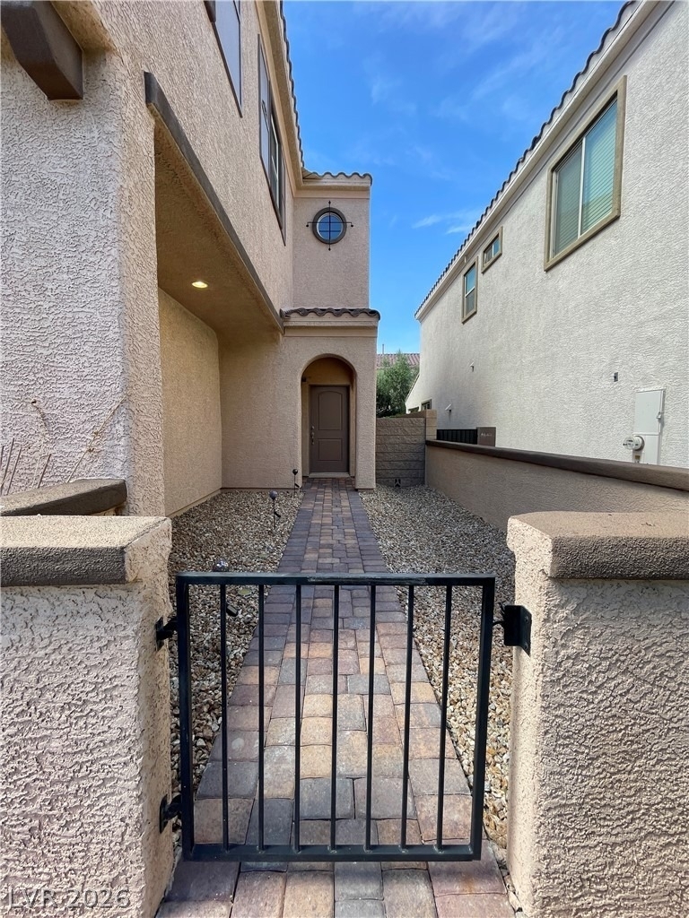 9702 Canyon Landing Avenue - Photo 3