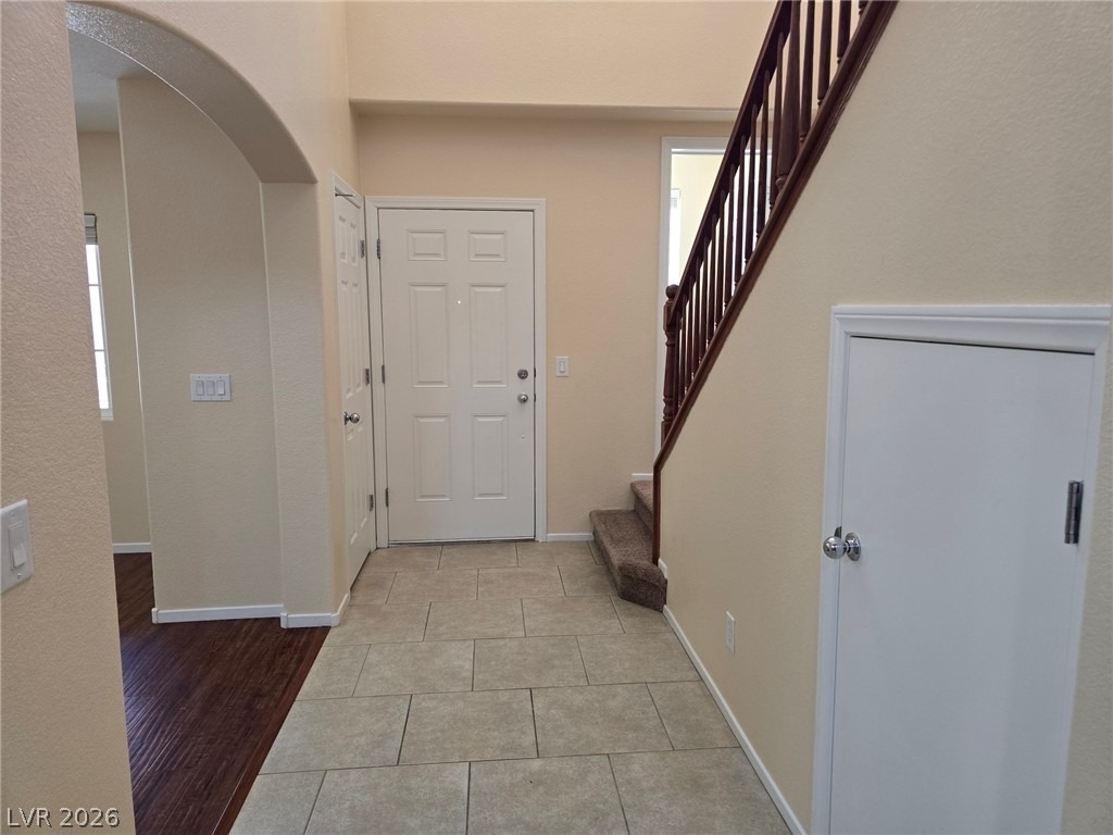 9160 Column Court - Photo 10