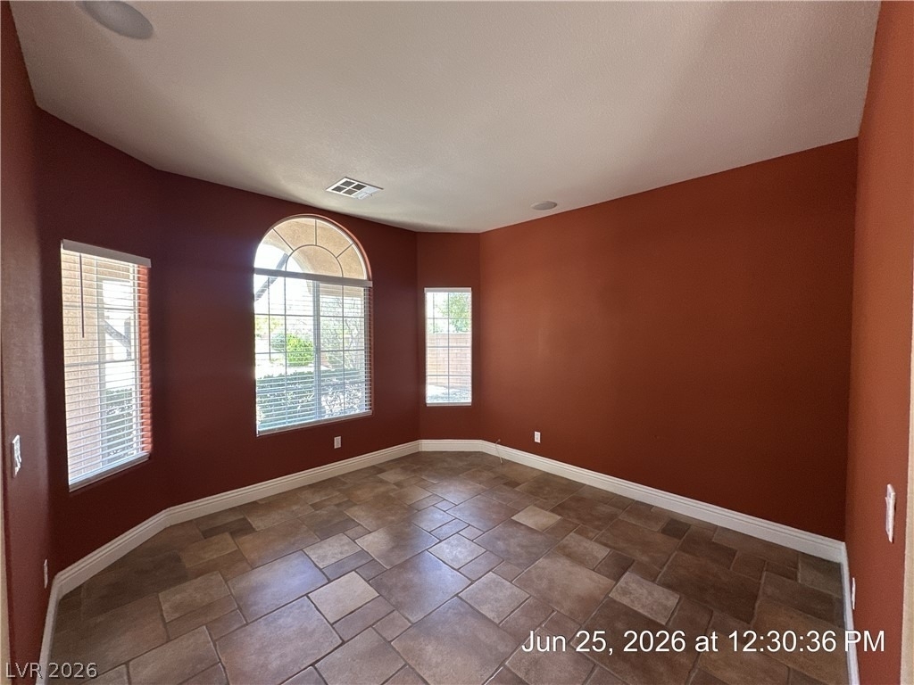 8103 Cheerful Valley Avenue - Photo 4