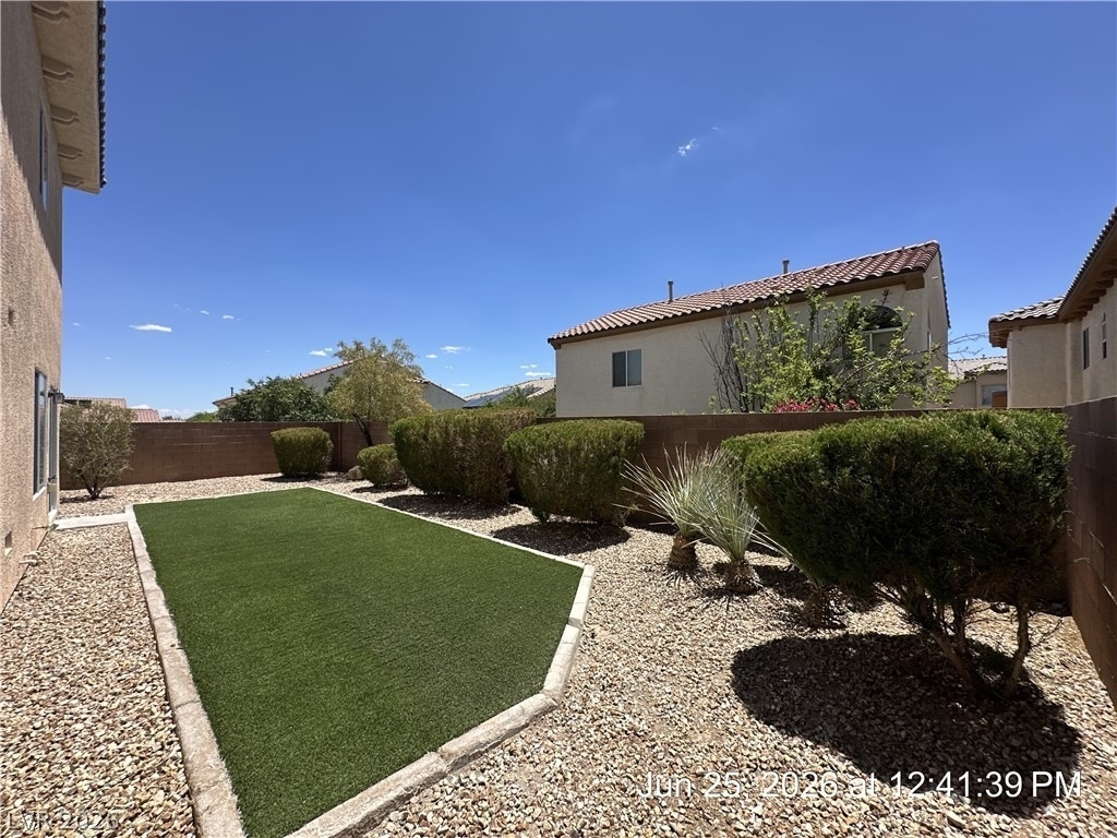 8103 Cheerful Valley Avenue - Photo 33