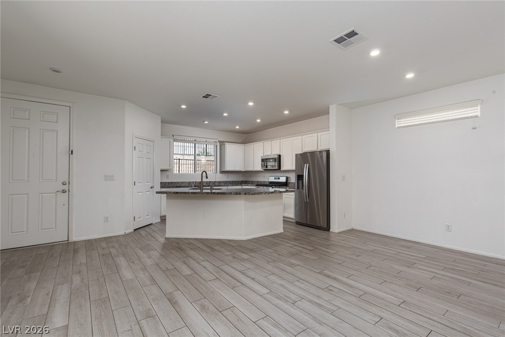 8045 Skye Foxx Street - Photo 7