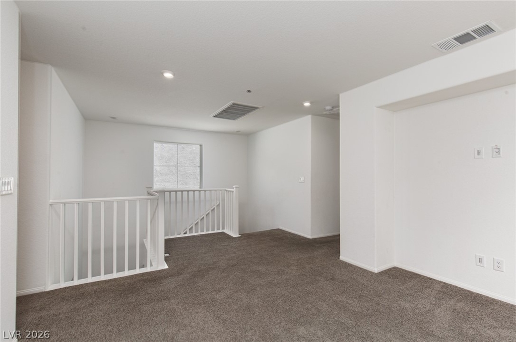 8045 Skye Foxx Street - Photo 16