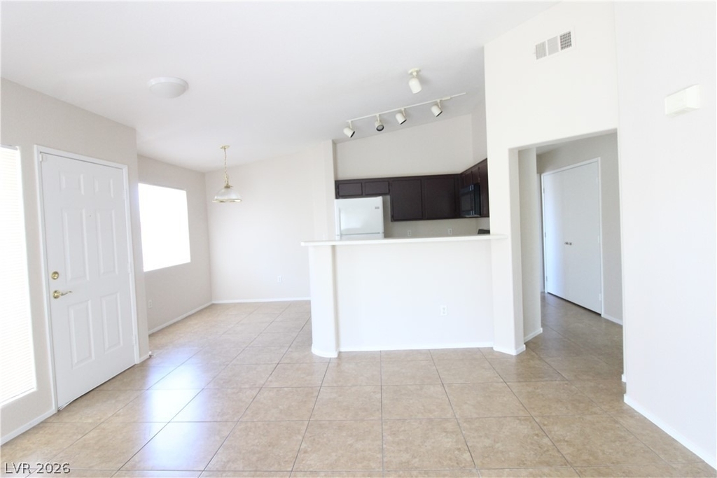 1881 W Alexander - Photo 5