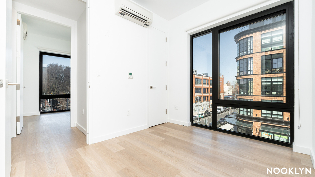 527 Grand Ave  - Photo 13