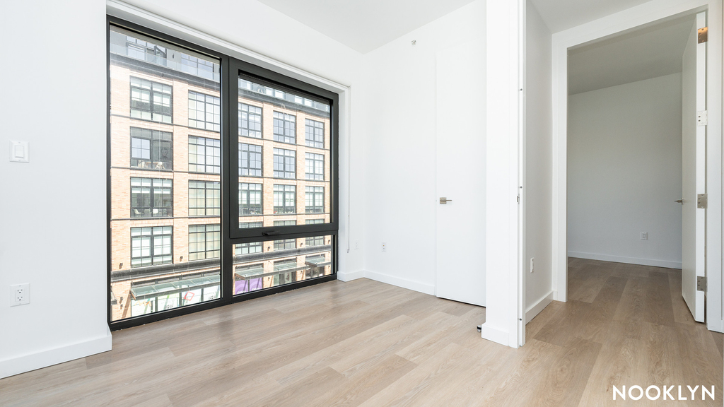 527 Grand Ave  - Photo 6