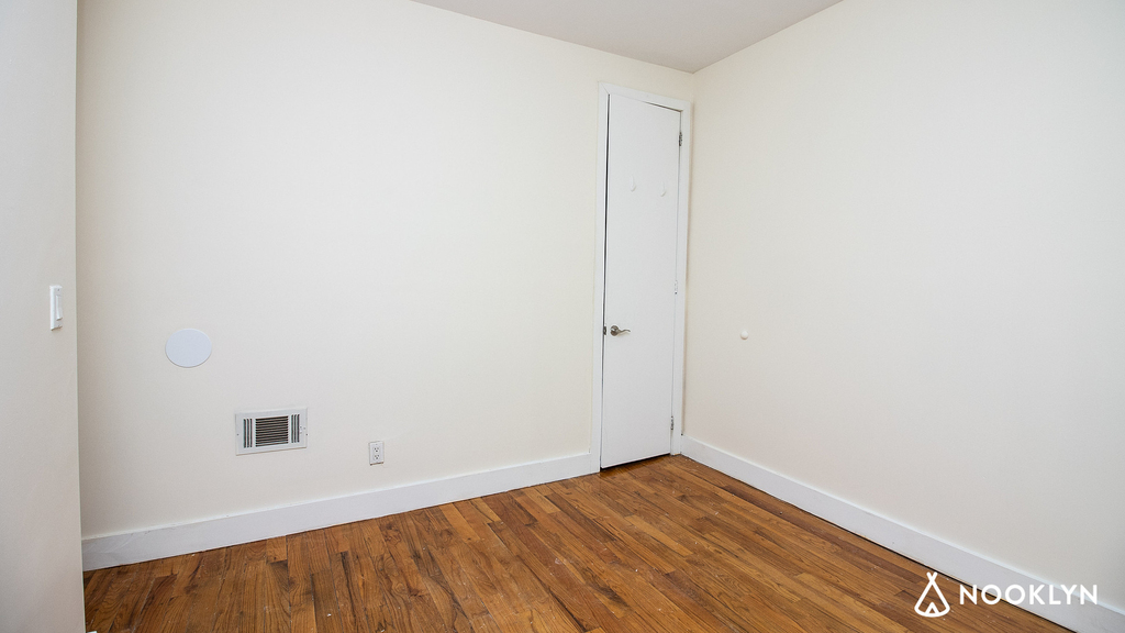 711 St Marks Ave - Photo 12