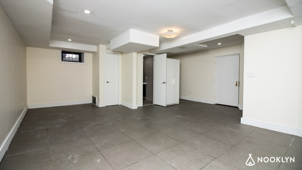 711 St Marks Ave - Photo 6