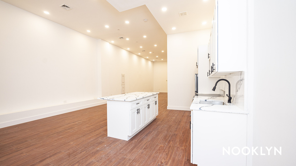217 S 4th St - Photo 2