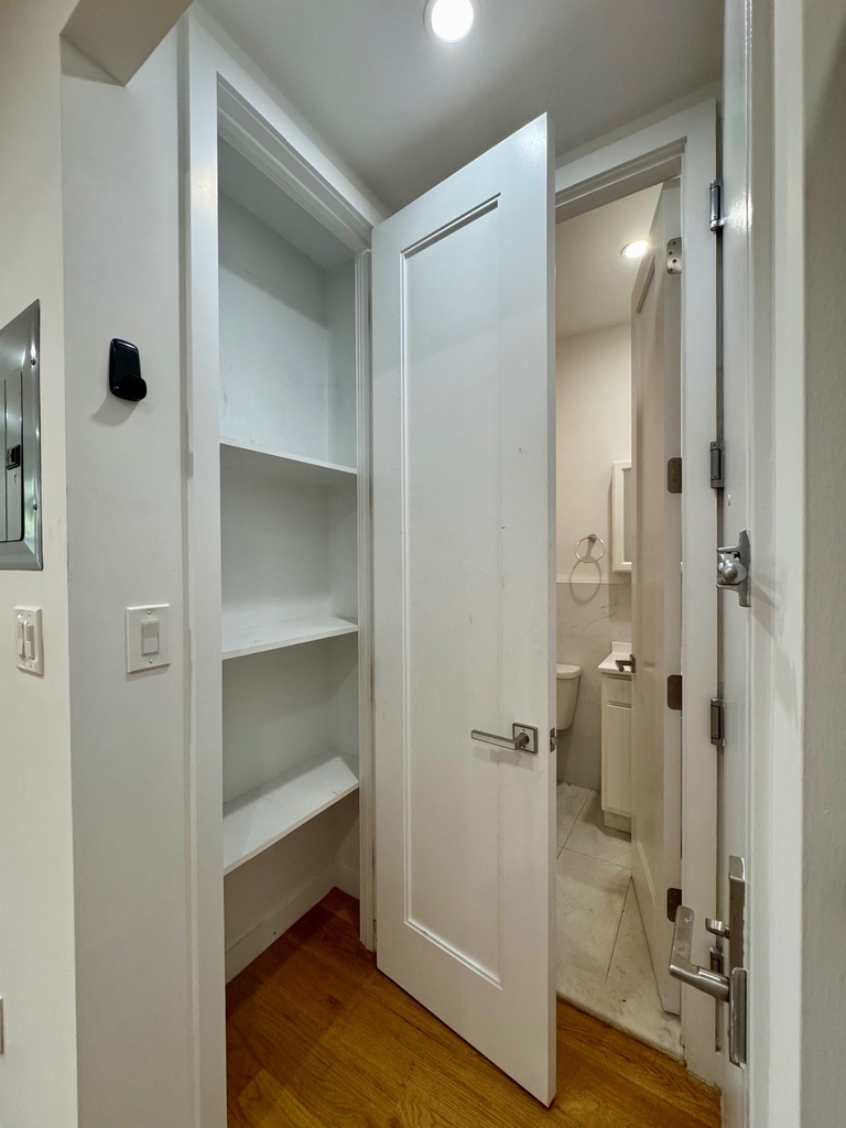 255 West 139th Street - Photo 12