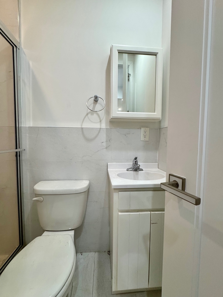 255 West 139th Street - Photo 9