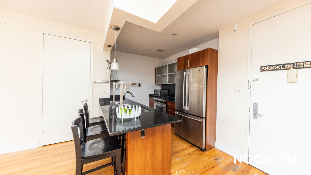 756 Myrtle Ave - Photo 14