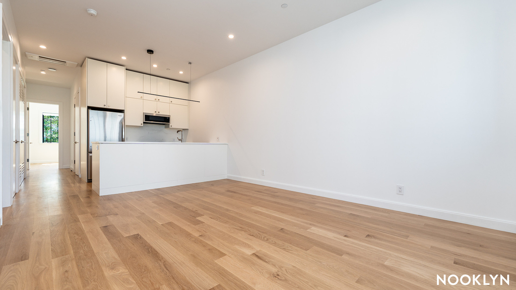 166 Eckford St - Photo 5